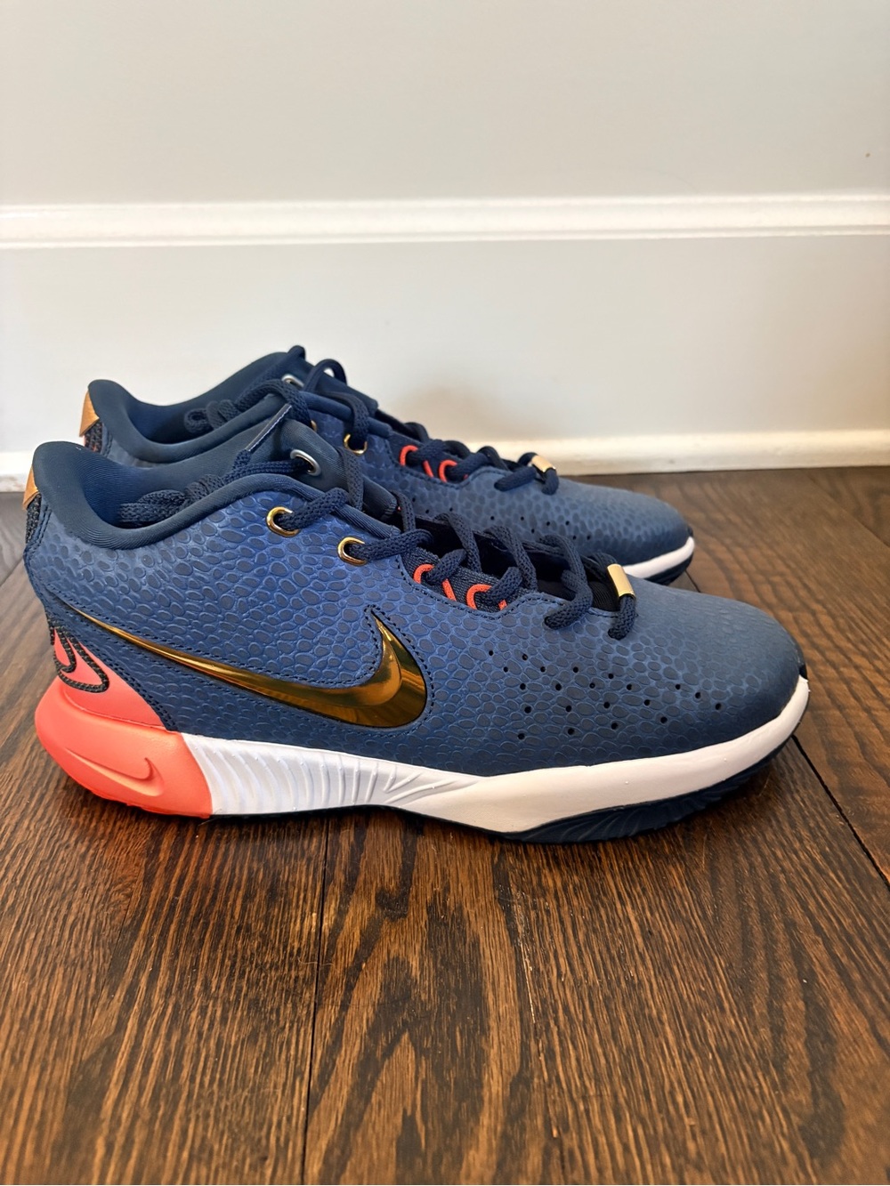 Nike LeBron XXI Youth SE GS Armory Navy and Metallic Gold Sneakers